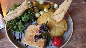 Rosti mit tofu,it is good and not so much expensive at Barry's in Grindelwald