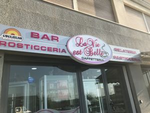 Outside  at Le Vie est Belle in Santagata Di Militello