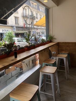 Comptoir at Boll N Roll in Tours