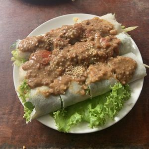 Fresh spring rolls  at May Kaidee in Bangkok