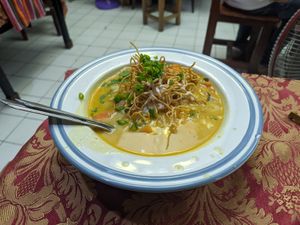 Khao Soy at May Kaidee in Bangkok