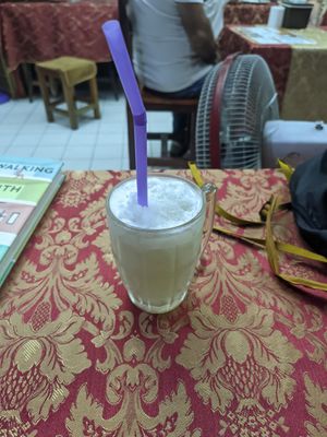 Lime shake at May Kaidee in Bangkok