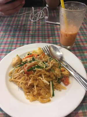 Pad Thai and Thai tea with coconut milk (no sugar) at May Kaidee in Bangkok