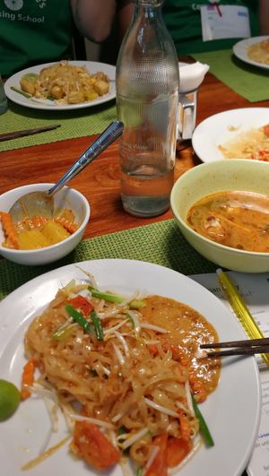Cooking class: pad Thai, massaman curry and peanut sauce at May Kaidee in Bangkok