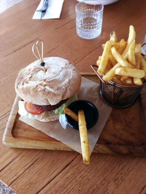 Burger at Planar in Sydney
