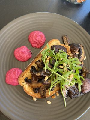   at Smashing Sorrento in Sorrento