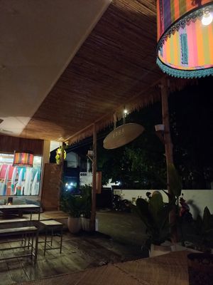 Cozy location at the front where you sit on cushions on the floor at Koha Surf Cafe & Lounge in Unawatuna
