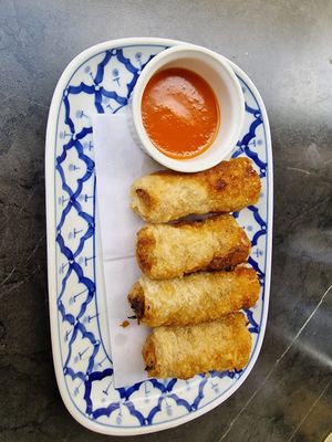 Vegetable spring rolls at Pattaya in La Rochelle