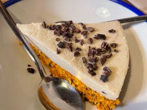 Carrot cake crudivegano  at Curcuma Green Food in Burgos