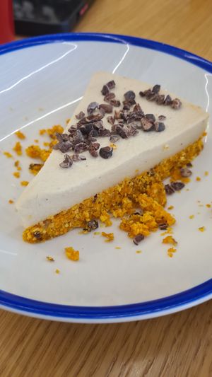 Carrot cake at Curcuma Green Food in Burgos