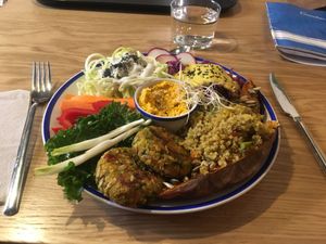 Veggie bowl SO WONDERFUL! at Curcuma Green Food in Burgos