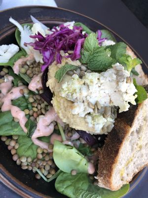 Hälsosallad at Mirells in Visby