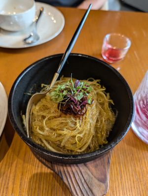 pea noodles at Lín Hú SùShí - The Lakeside Veggie in Shanghai