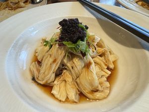 Love this tofu skin with mushroom as the topping   at Lín Hú SùShí - The Lakeside Veggie in Shanghai