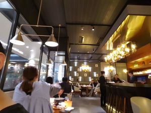 Interior at Lín Hú SùShí - The Lakeside Veggie in Shanghai