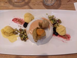 Dessert at Bella Sardegna in Roden