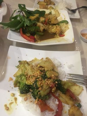 Tofu curry at Dragon Rouge in Alameda