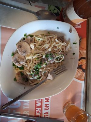 Crema di Funghi alla Linguine :) at Vapiano - Walfischgasse in Vienna