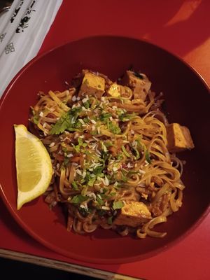 Satay Wok with tofu at Café Bar 9 in Helsinki