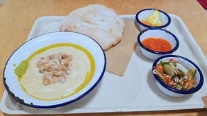 Hummus at Massa in Bordeaux