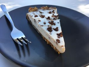 Coconut and chocolate raw pike at Greens Project in Lisbon