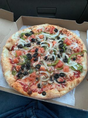 Veggie pizza with vegan cheeze! at Turnpike Cafe in Canton