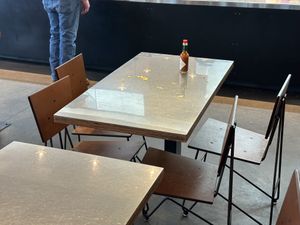 Dirty dining area  at Chipotle in Sevierville