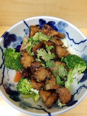 Your choice of vegetarian chicken over vegetable
 at Natural Way Cafe in Fair Lawn