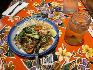 Vegan Pad Thai at Si Lom Thai Bistro in Toronto