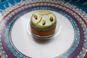 Tartelette décadente Pistache at brEAThe Restaurant - Pigalle in Paris