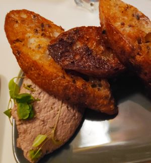 Noix et cajou at brEAThe Restaurant - Pigalle in Paris