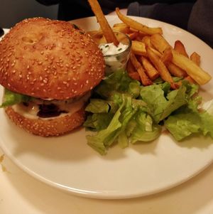 Burger at brEAThe Restaurant - Pigalle in Paris