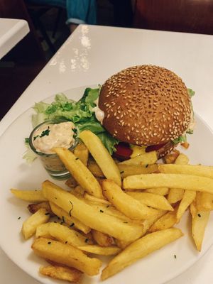 Burger and fries at brEAThe Restaurant - Pigalle in Paris