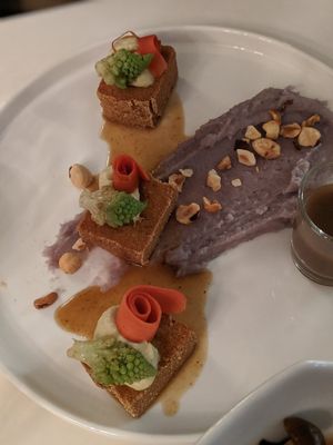 Polenta grillée at brEAThe Restaurant - Pigalle in Paris