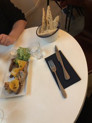 Starters to share at brEAThe Restaurant - Pigalle in Paris