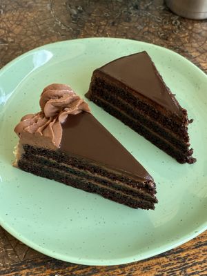 Two of three vegan cakes available. We had all three and they weee all amazing    at Kilauea Bakery and Pau Hana Pizza in Kilauea