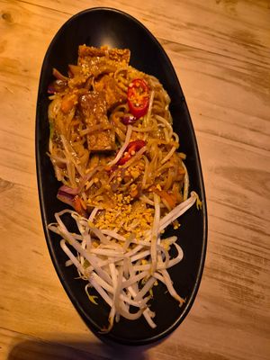 Tofu Pad Thai at Pan Pan in Oxford