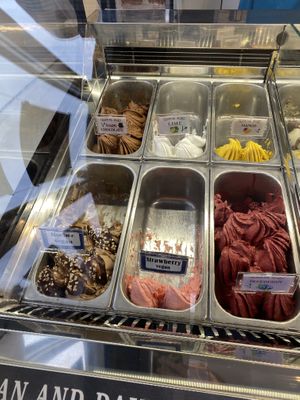 🍦   at Casanova Gelato in Cork