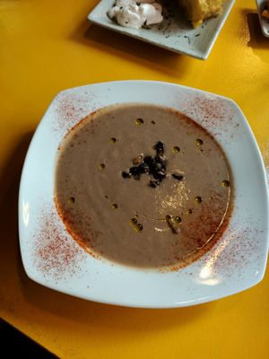 Crema de champiñones at Sa Capca in Blanes