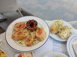 Tonyina vegetal & carbassó en vinagre at Sa Capca in Blanes