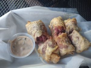 Vegan Reuben "egg" rolls!!!! 🤤🤤 at Old Shillelagh in Detroit