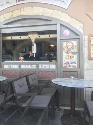 Haris at Hari's Creperie in Crete