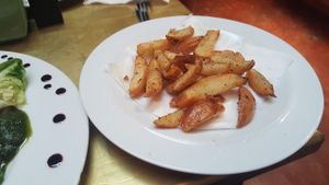 homemade chips 30DH at Earth Cafe - Derb Zawak in Marrakech