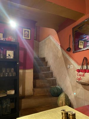 Upstairs sweating at Earth Cafe - Derb Zawak in Marrakech