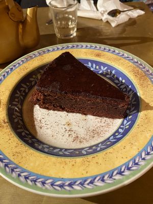 Vegan brownie at Earth Cafe - Derb Zawak in Marrakech