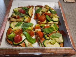 Vegana pinsa at Pinsa 'Mpo in Rome