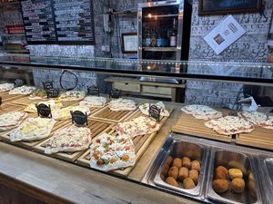   at Pinsa 'Mpo in Rome