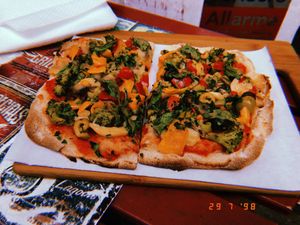 Vegan normal pizza, they also had it spicy at Pinsa 'Mpo in Rome