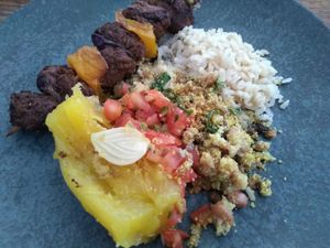 Opções veganas do dia 🌱 at Temperança in Palmas