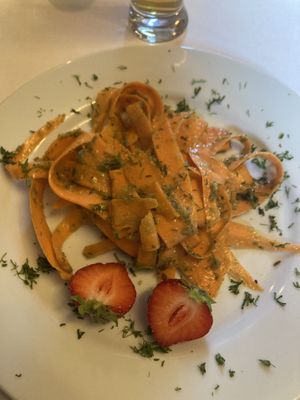 Highlight of the options, the carrot starter  at Christas in Stralsund